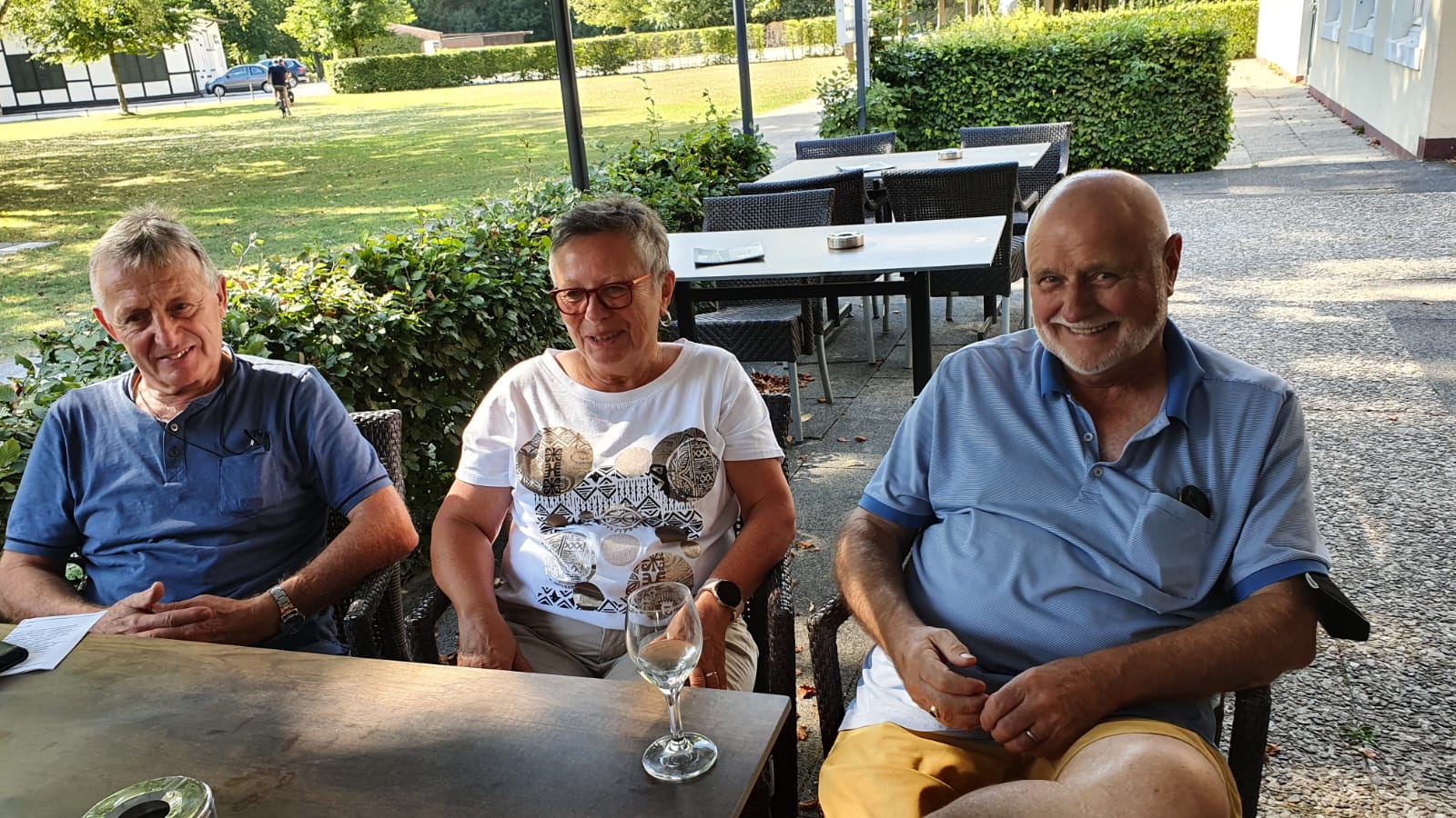 Jochen und Lisa Ridder mit Gnther Thiel