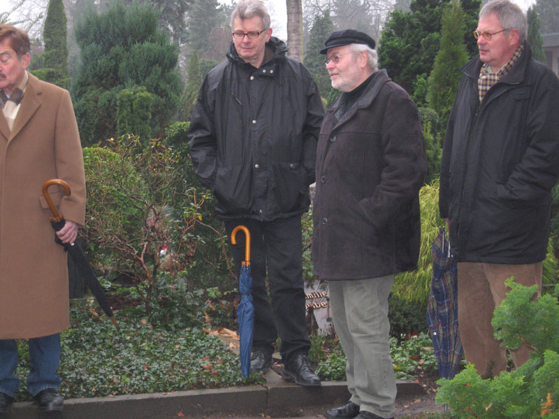 Besuch an Hausvaters Grab